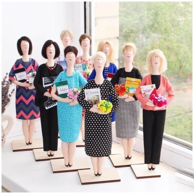 Что подарить учителю на выпускной: разбор вариантов